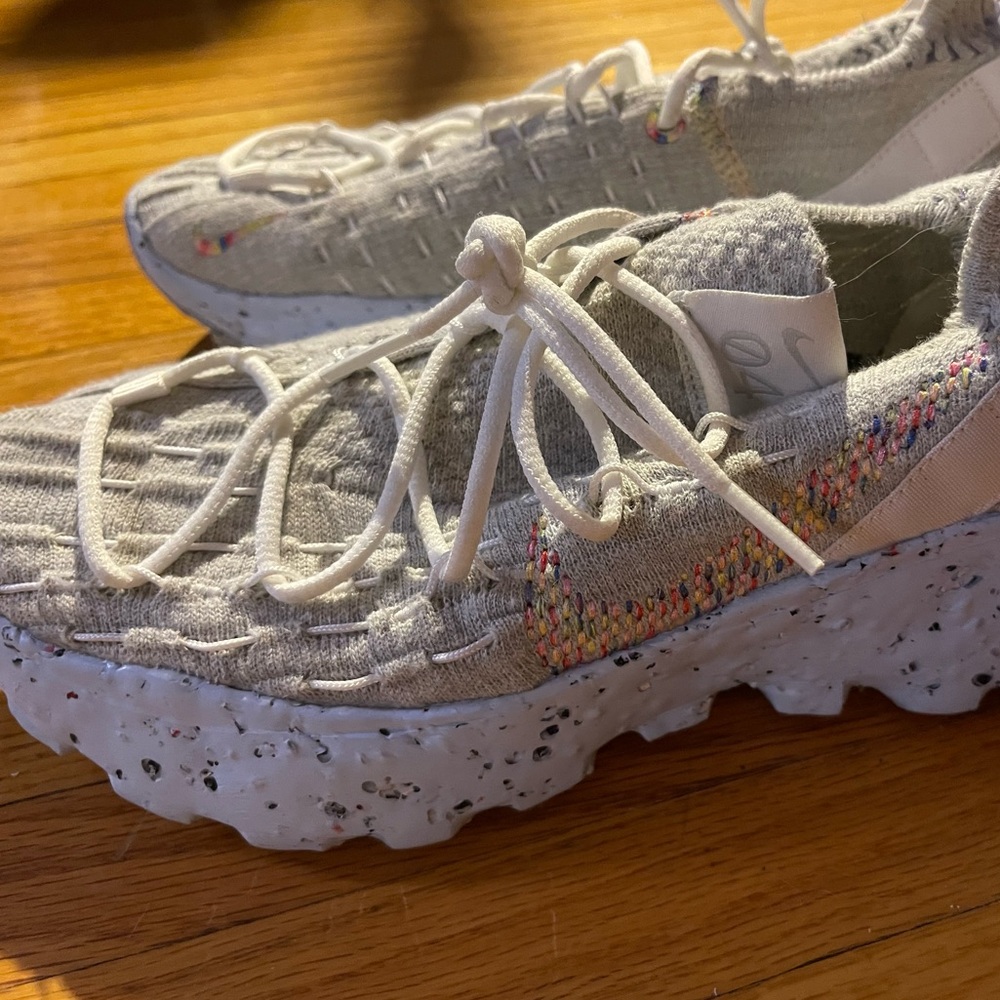 Nike Space Hippie 04